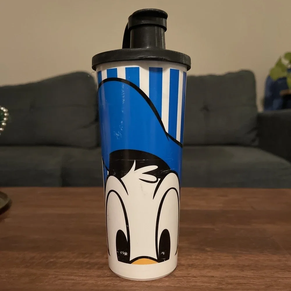 Tupperware Disney Peek A Boo Donald Goofy Minnie Daphne 16 Oz Tumblers Cup 5107‎